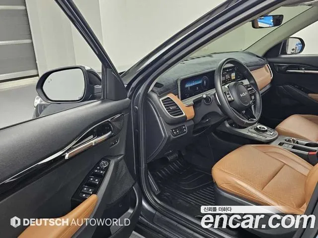 Kia Seltos New — Фото автомобиля 11