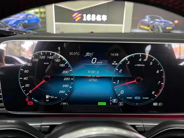 Mercedes-Benz GLE-Class — Фото автомобиля 21