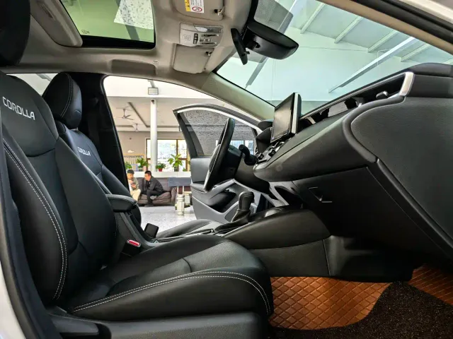 Toyota Corolla — Фото автомобиля 11