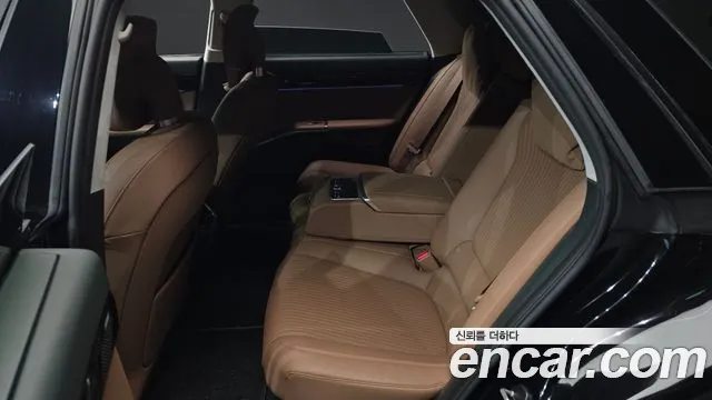 Hyundai Grandeur GN7 — Фото автомобиля 18