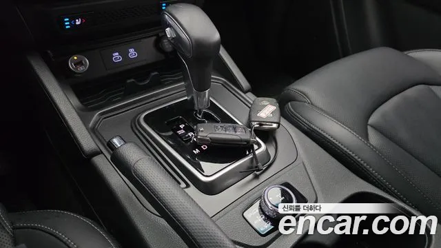 KG_Mobility_Ssangyong Rexton Новый Rexton Sport Дизель 2.2 4WD — Фото автомобиля 9