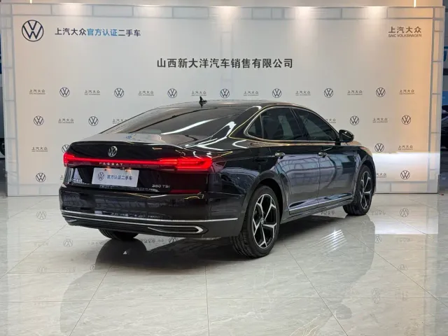 Volkswagen Passat — Фото автомобиля 12