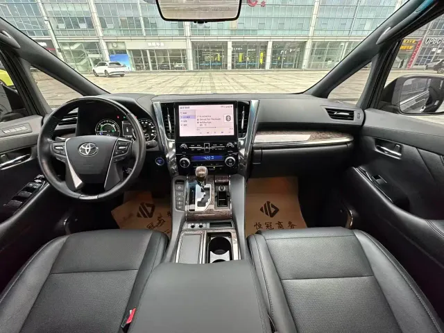 Toyota Vellfire — Фото автомобиля 8