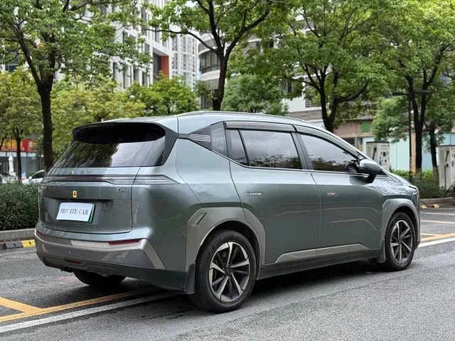 GAC Aion Y — Фото автомобиля 6