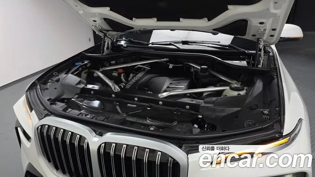 BMW X7 — Фото автомобиля 6
