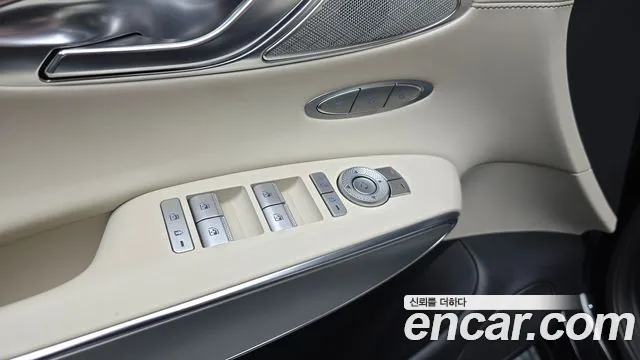 Genesis GV70 2.5T Бензин 2WD — Фото автомобиля 14