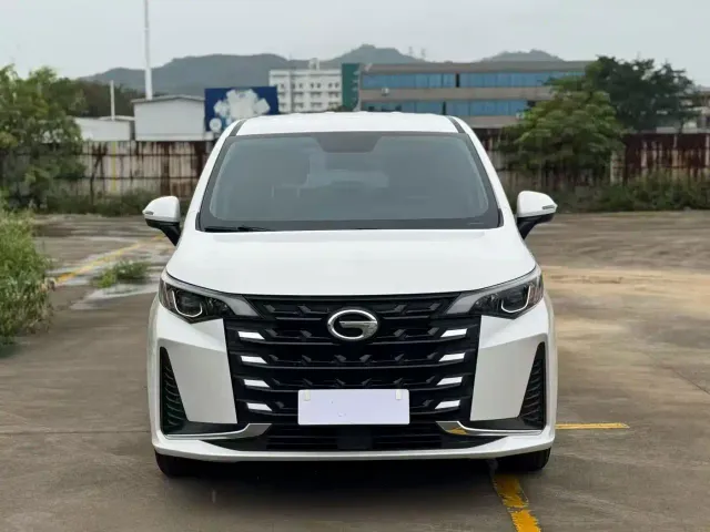 GAC Trumpchi M6 — Фото автомобиля 2