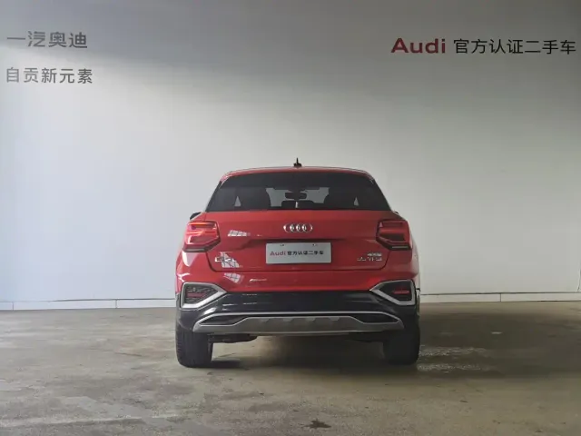 Audi Q2L — Фото автомобиля 4