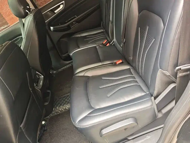 Ford Edge — Фото автомобиля 12