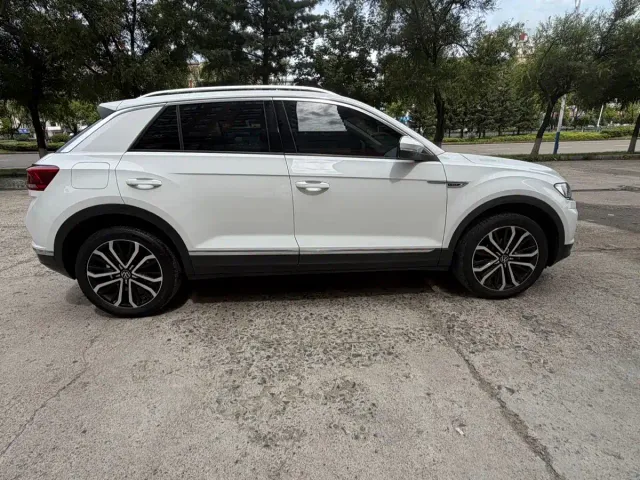 Volkswagen T-Roc — Фото автомобиля 7