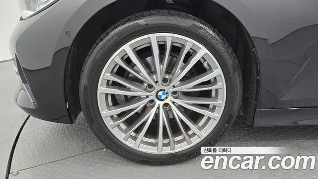 BMW 3-Series 3 серия (G20) 320i Touring Luxury — Фото автомобиля 5