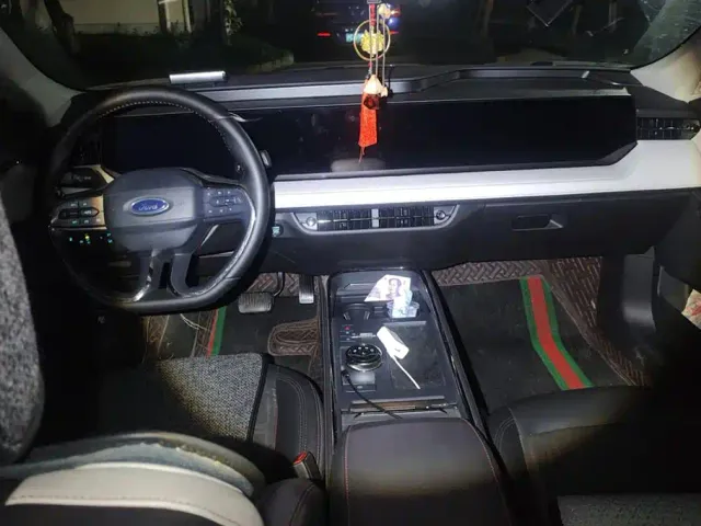 Ford Mondeo — Фото автомобиля 12