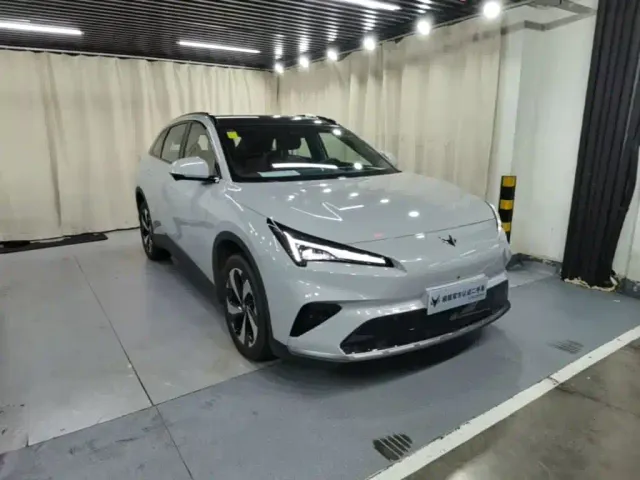 Arcfox Alpha T5 — Фото автомобиля 3