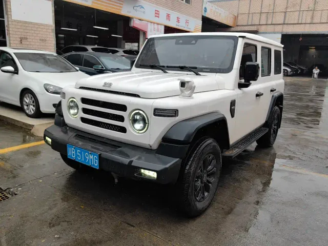 Фотография автомобиля — 212 T01