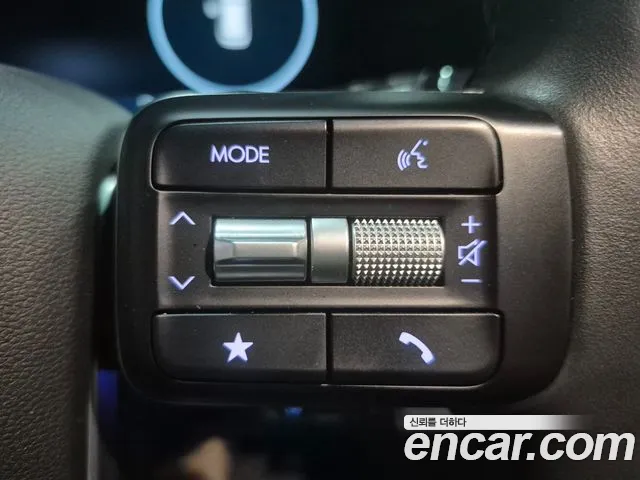 Hyundai Santa Fe MX5 — Фото автомобиля 16