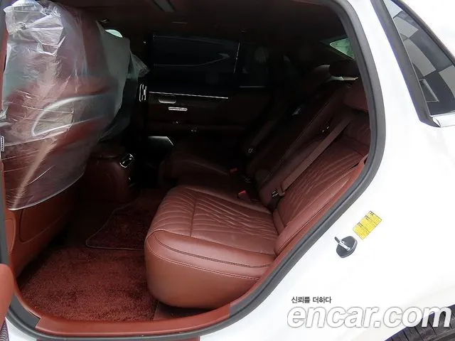 Genesis G90 — Фото автомобиля 6