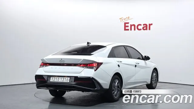 Hyundai AVANTE Новый Avante (CN7) — Фото автомобиля 2