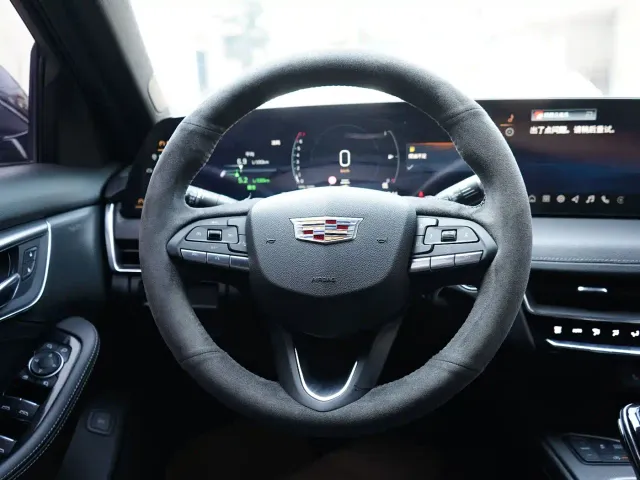 Cadillac CT5 — Фото автомобиля 19