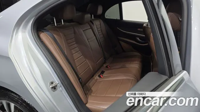 Mercedes-Benz E-Class W213 — Фото автомобиля 18