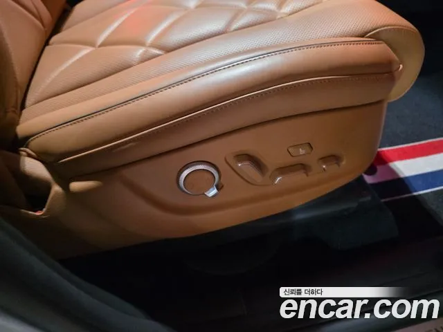 Genesis GV80 — Фото автомобиля 11