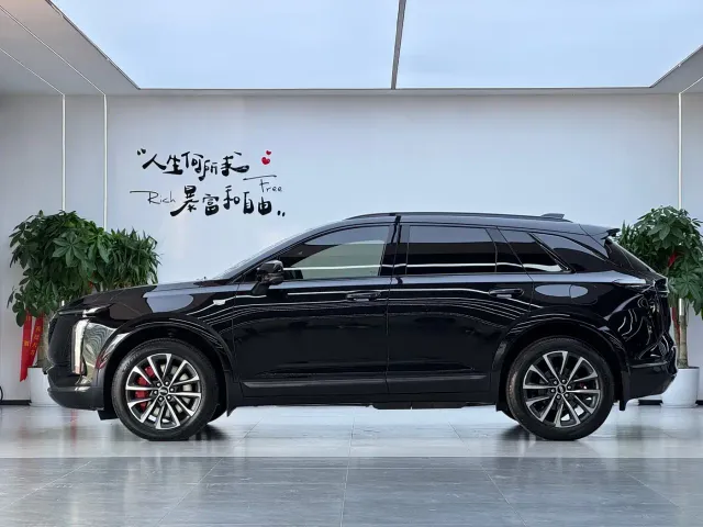 Cadillac XT5 — Фото автомобиля 21