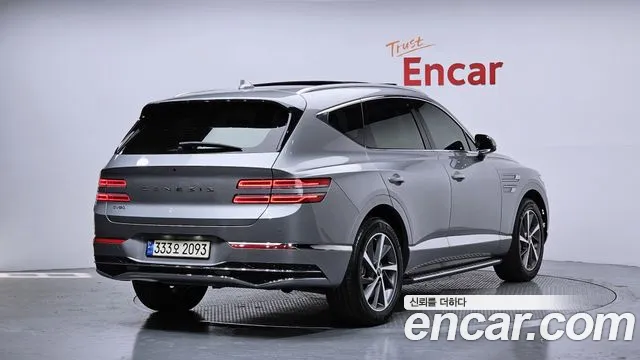 Genesis GV80 2.5T Бензин 2WD — Фото автомобиля 2
