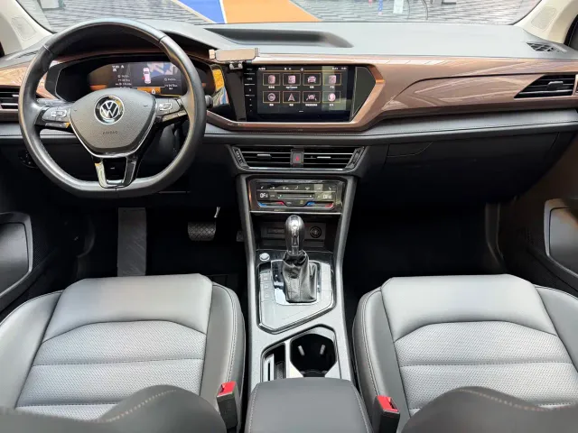 Volkswagen Tharu — Фото автомобиля 16