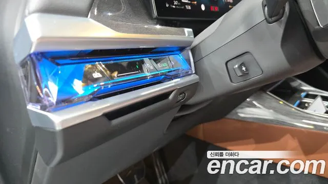 BMW 7 Series G70 — Фото автомобиля 29