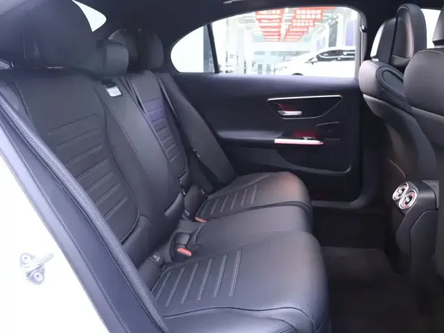 Mercedes-Benz C-Class — Фото автомобиля 22