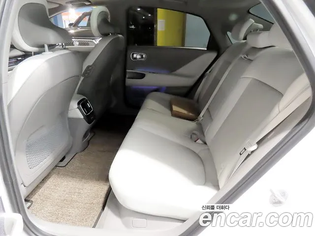 Hyundai Ioniq 6 — Фото автомобиля 13