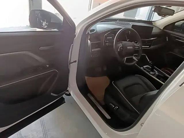 Haval H6 — Фото автомобиля 15