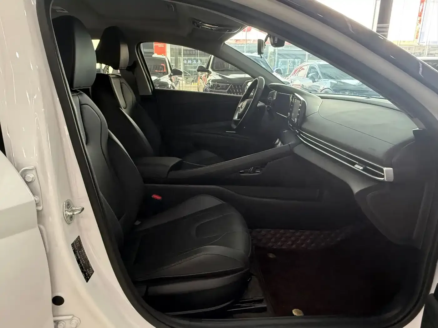 Hyundai Elantra 2023 1.5L CVT GLX Elite Edition — Фото автомобиля 10