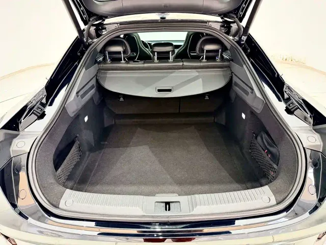 Hongqi H6 — Фото автомобиля 30