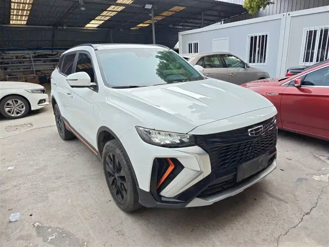 Geely Boyue — Фото автомобиля 3