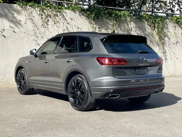 Volkswagen Touareg — Фото автомобиля 5