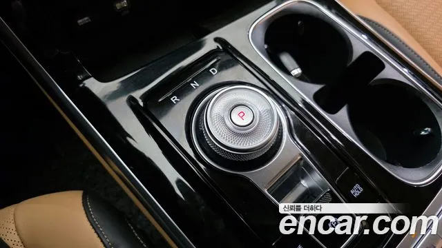 Kia Canival Carnival 4 поколение Бензин 9 мест Signature — Фото автомобиля 9