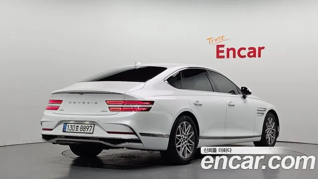 Фотография автомобиля — Genesis G80 RG3