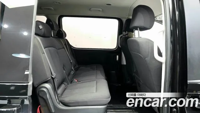 Hyundai Staria Staria Tourer 11 мест — Фото автомобиля 12