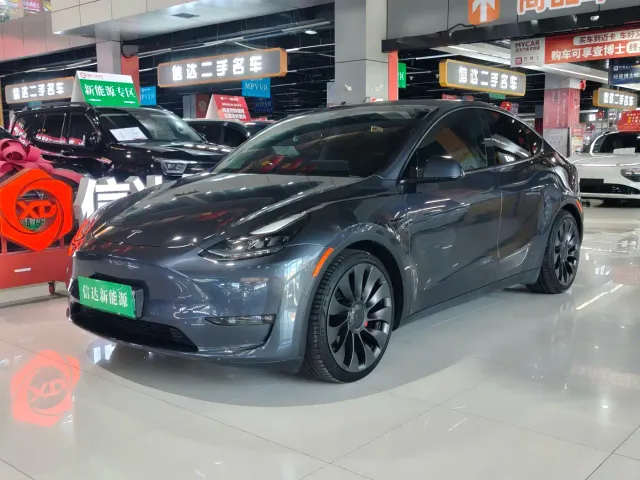 Фотография автомобиля — Tesla Model Y