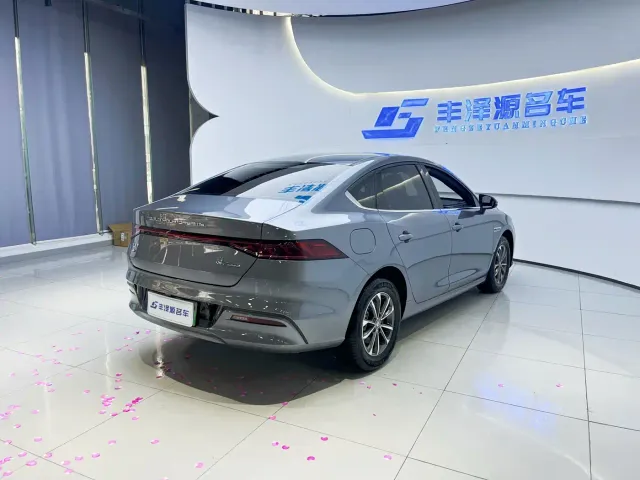 BYD Qin PLUS — Фото автомобиля 4