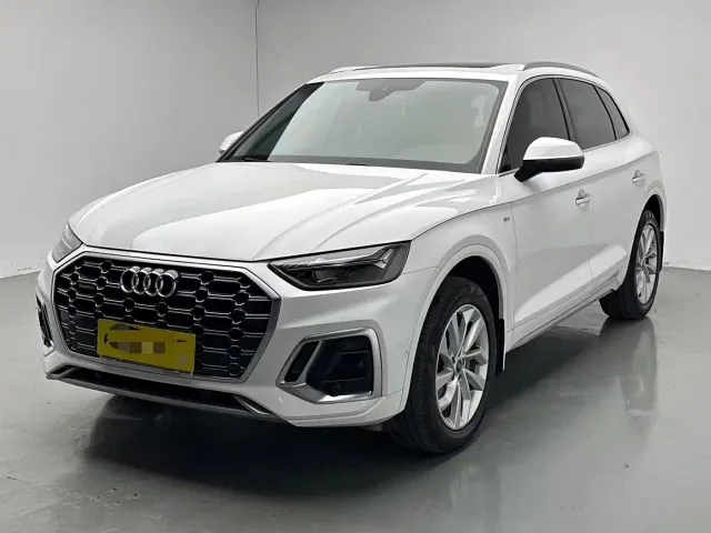 Фотография автомобиля — Audi Q5L