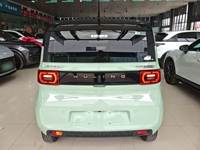 Wuling Hongguang Mini EV — Фото автомобиля 5