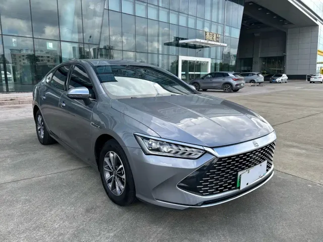 BYD Qin PLUS — Фото автомобиля 3