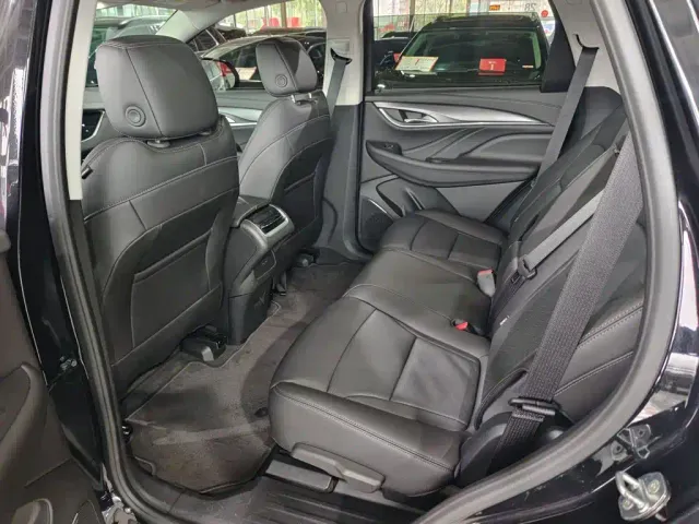 Buick Enclave — Фото автомобиля 2