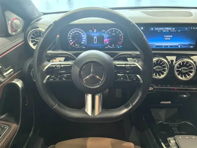 Mercedes-Benz A-Class — Фото автомобиля 9