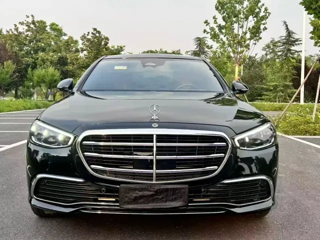 Mercedes-Benz S-Class — Фото автомобиля 2