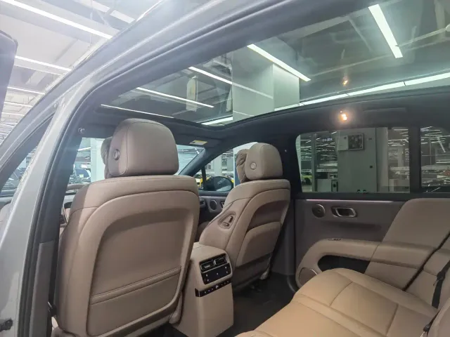 Li Auto i6 — Фото автомобиля 9
