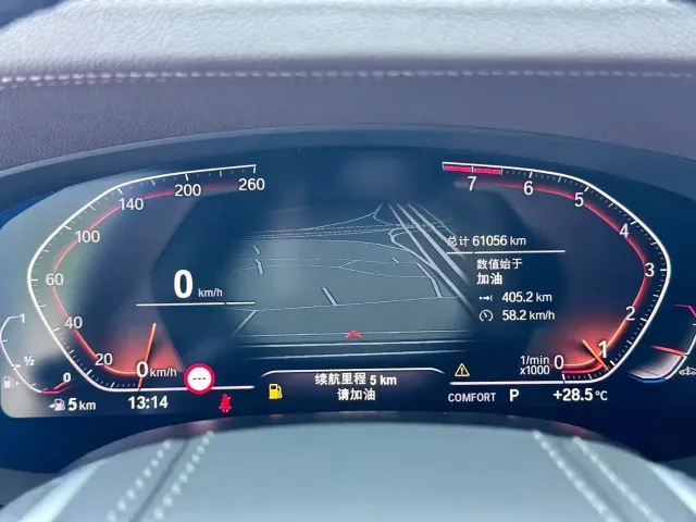 BMW 5 Series — Фото автомобиля 11