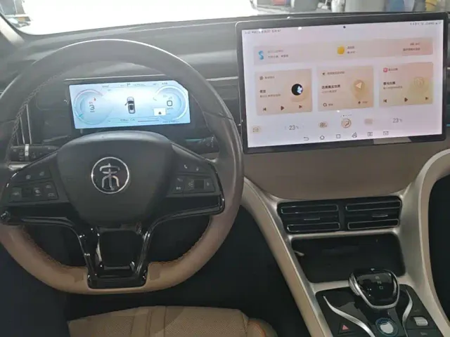 BYD Song Pro — Фото автомобиля 9