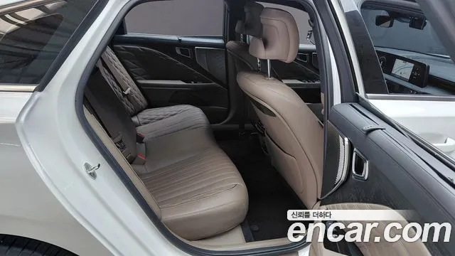Kia K8 — Фото автомобиля 17
